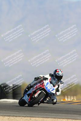 media/Oct-20-2024-CVMA (Sun) [[d4a3dff211]]/Race 9-Formulw LW Twins SHOOTOUT/